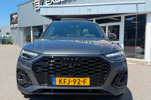 Audi Q5 Sportback (2021) thumbnail 3