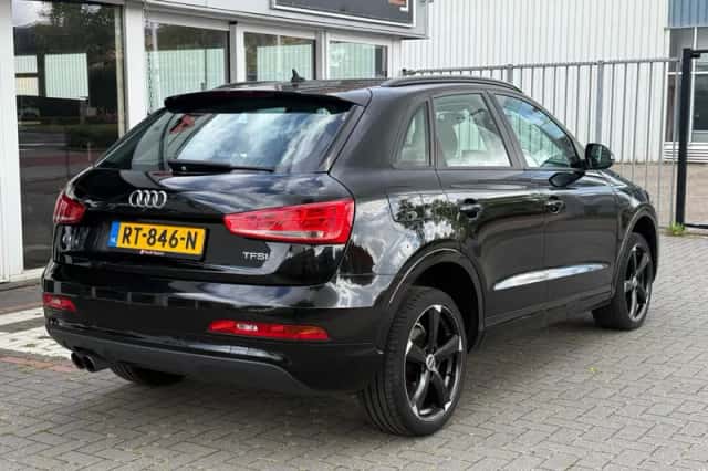 Audi Q3 (2015) thumbnail 5