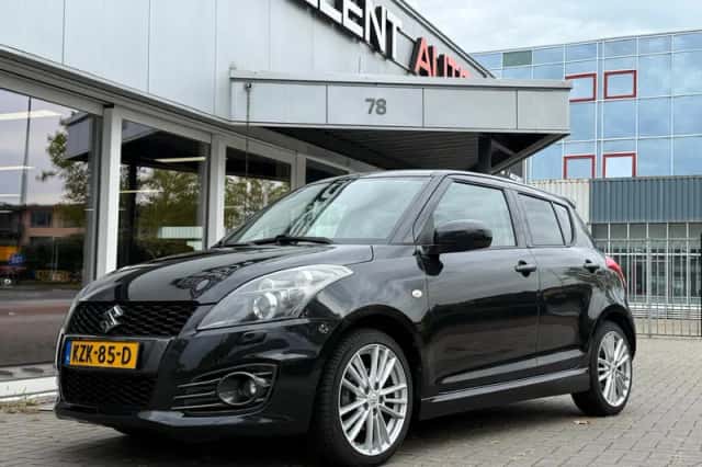 Suzuki Swift (2016) thumbnail 1