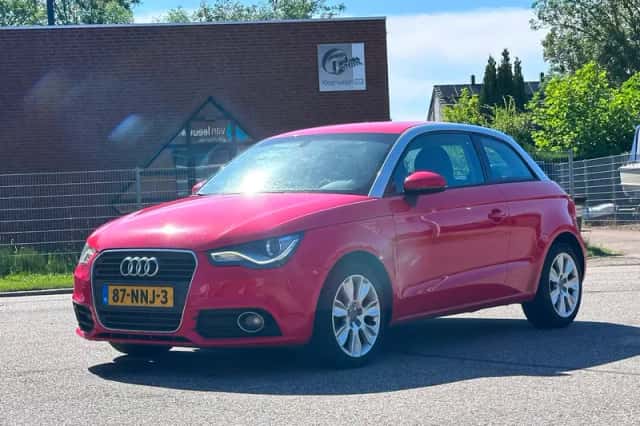 Audi A1 (2010) thumbnail 1