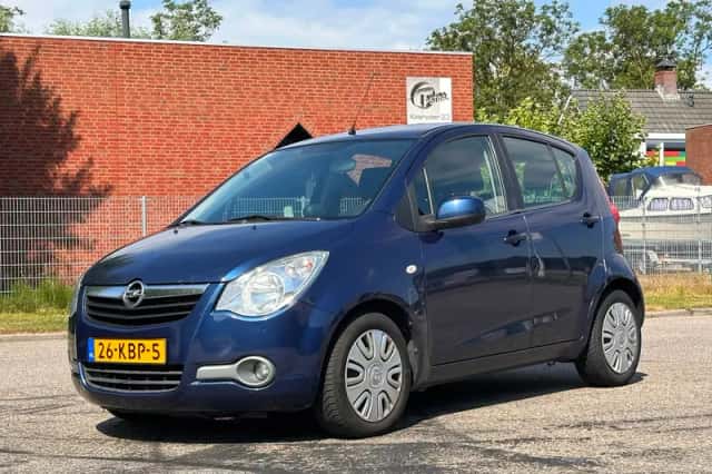 Opel Agila (2009) thumbnail 1