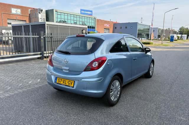 Opel Corsa (2007) thumbnail 6