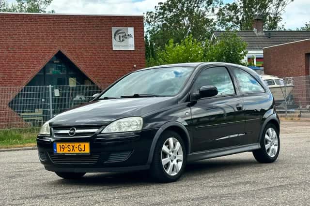 Opel Corsa (2006) thumbnail 1