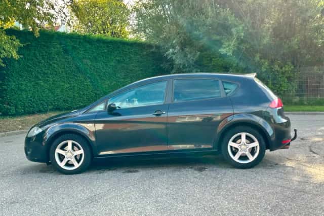 SEAT Leon (2007) thumbnail 2