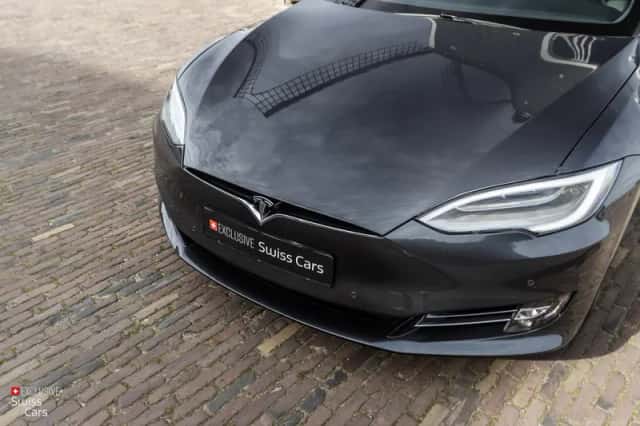 Tesla Model S (2019) thumbnail 5