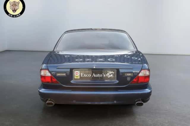 Jaguar XJR (2000) thumbnail 4