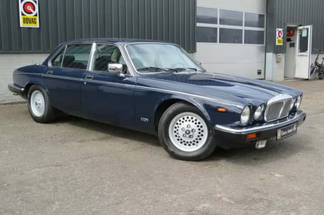 Daimler Double Six (1992) thumbnail 3