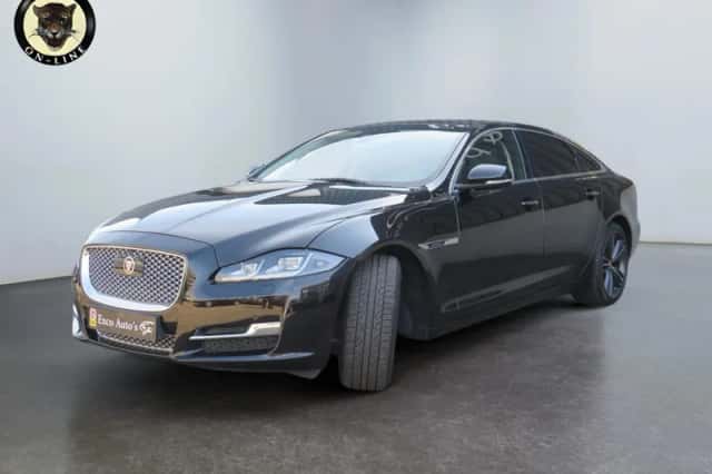 Jaguar XJ (2019) thumbnail 1