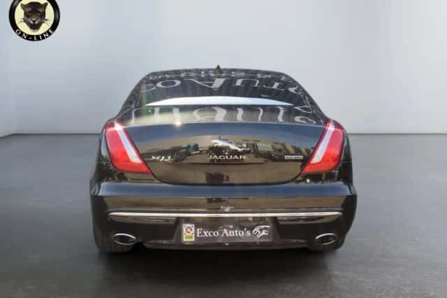 Jaguar XJ (2019) thumbnail 5