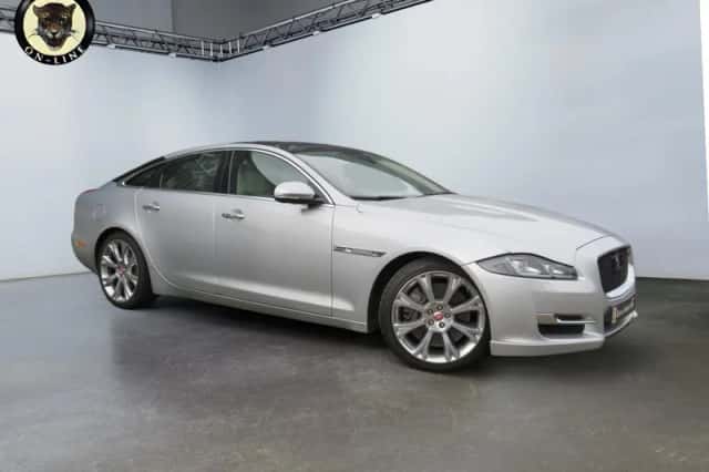 Jaguar XJ (2019) thumbnail 4