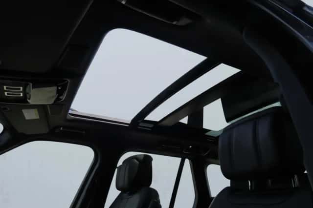 Land Rover Range Rover (2018) thumbnail 6