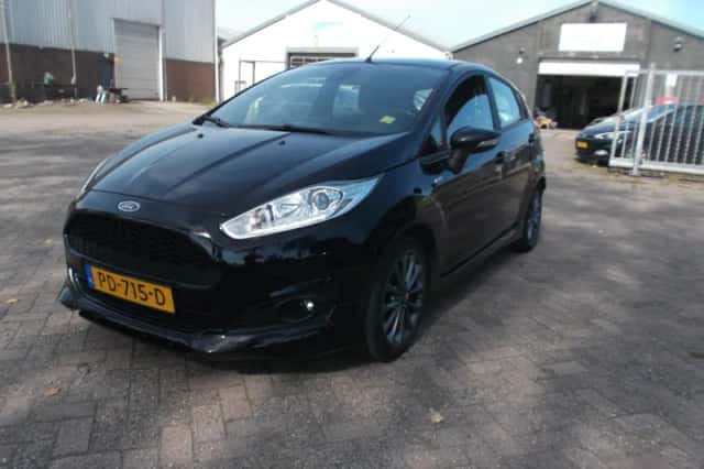 Ford Fiesta (2017) thumbnail 1