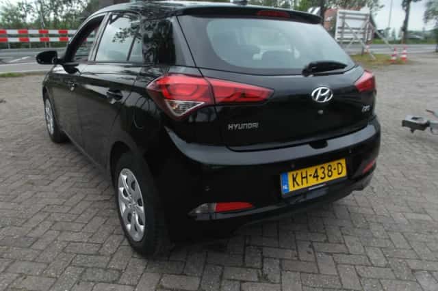Hyundai i20 (2016) thumbnail 4