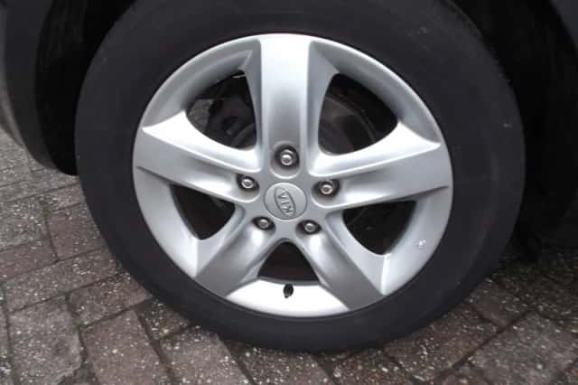 Kia Ceed (2012) thumbnail 5