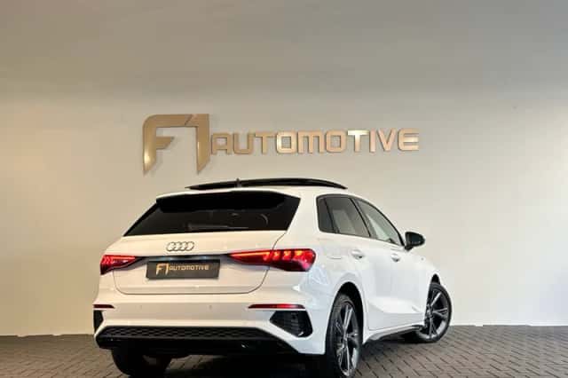 Audi A3 (2021) thumbnail 4