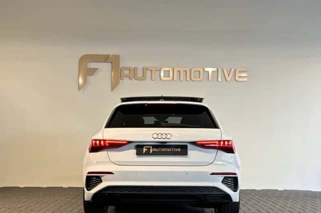 Audi A3 (2021) thumbnail 5