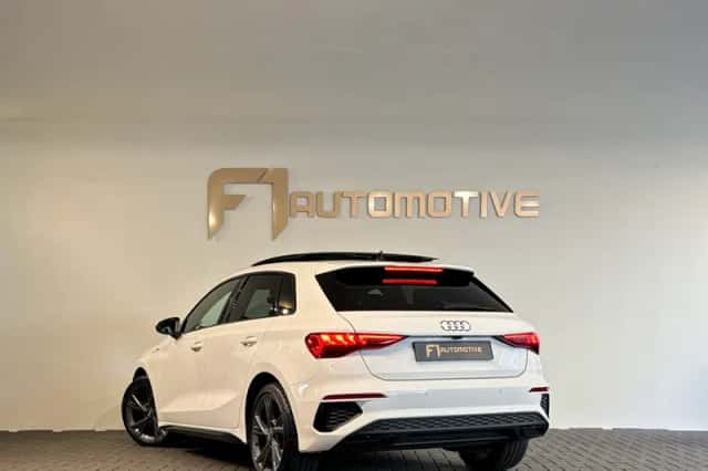 Audi A3 (2021) thumbnail 6
