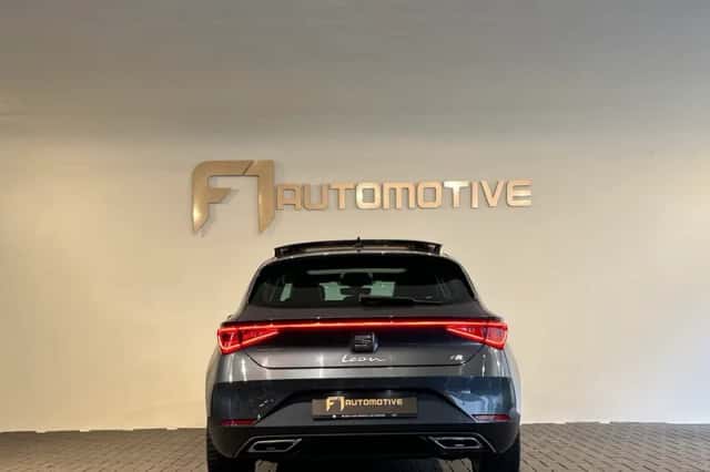 SEAT Leon (2020) thumbnail 5