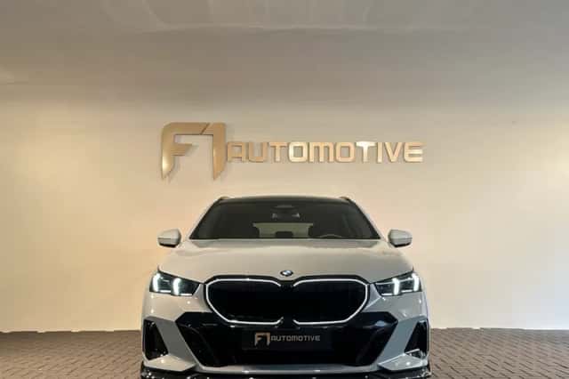 BMW 5-Serie (2025) thumbnail 2