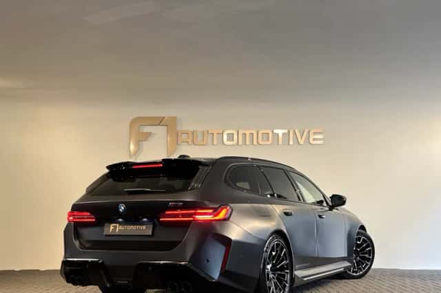 BMW M5 (2025) thumbnail 3