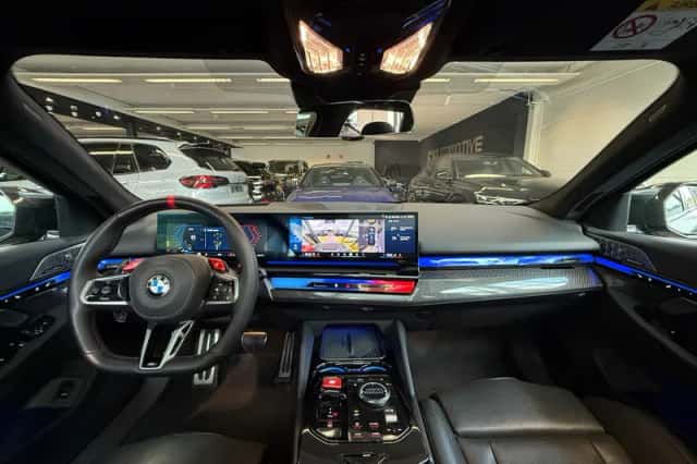 BMW M5 (2025) thumbnail 4