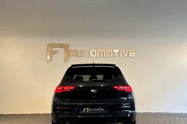 Volkswagen Golf (2021) thumbnail 5