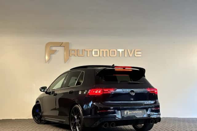 Volkswagen Golf (2021) thumbnail 6