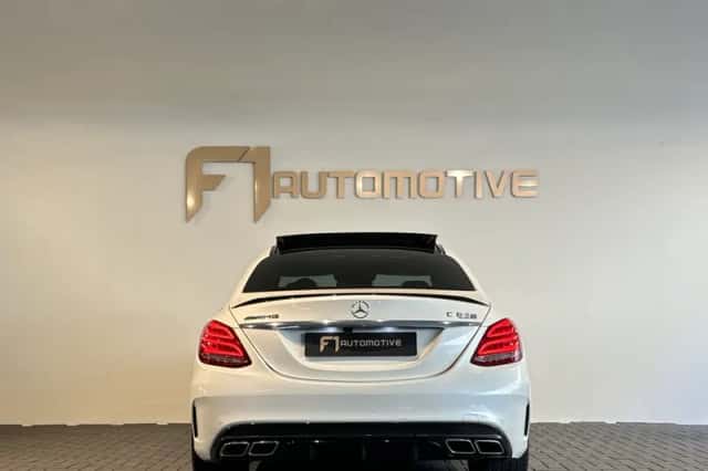 Mercedes-Benz C-Klasse (2015) thumbnail 5