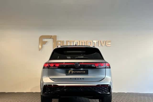 Volkswagen Tiguan (2024) thumbnail 5