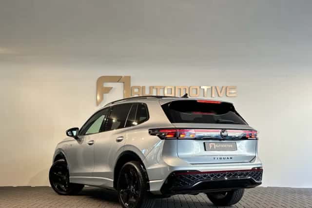 Volkswagen Tiguan (2024) thumbnail 6
