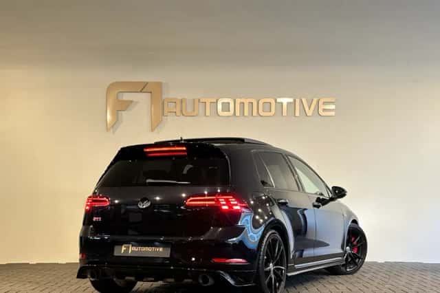 Volkswagen Golf (2019) thumbnail 6