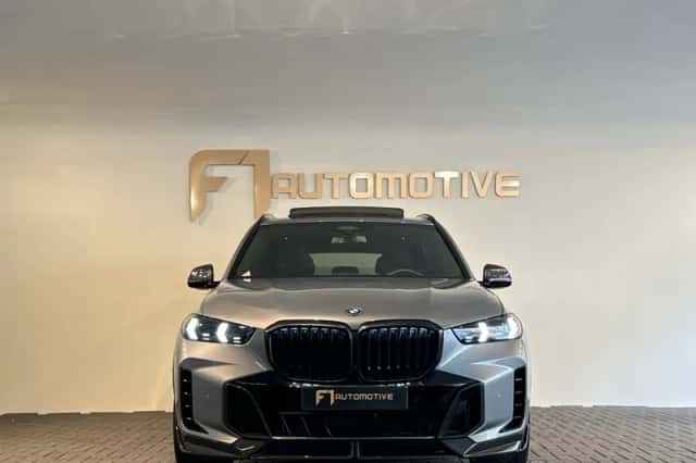 BMW X5 (2024) thumbnail 2
