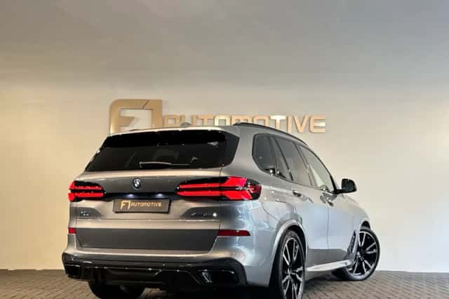 BMW X5 (2024) thumbnail 4