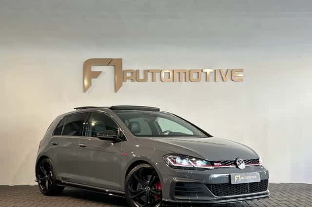 Volkswagen Golf (2019) thumbnail 3