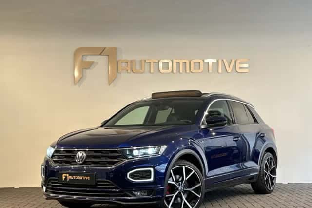 Volkswagen T-Roc (2018) thumbnail 1