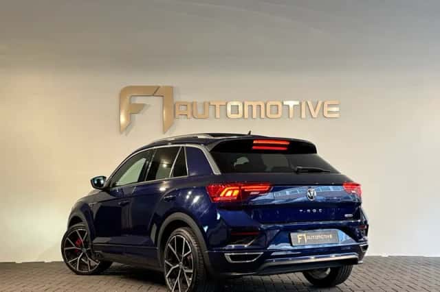 Volkswagen T-Roc (2018) thumbnail 4