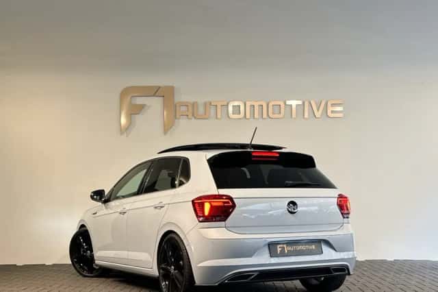 Volkswagen Polo (2019) thumbnail 4