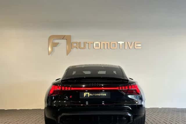 Audi e-tron GT (2021) thumbnail 5