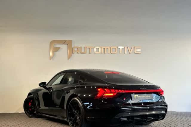 Audi e-tron GT (2021) thumbnail 6