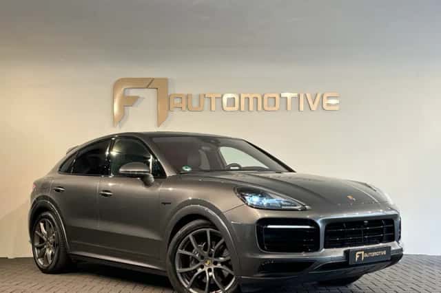 Porsche Cayenne Coupé (2021) thumbnail 3