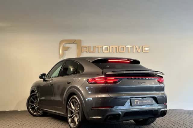 Porsche Cayenne Coupé (2021) thumbnail 5