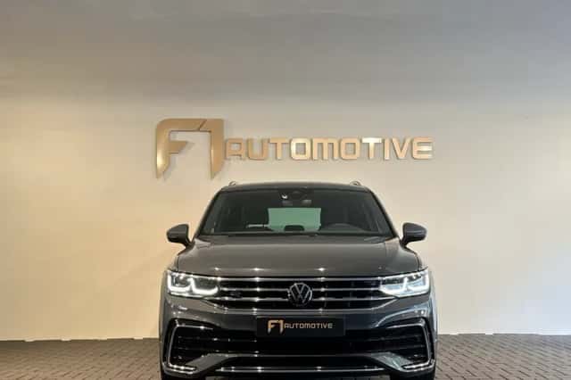 Volkswagen Tiguan (2023) thumbnail 2