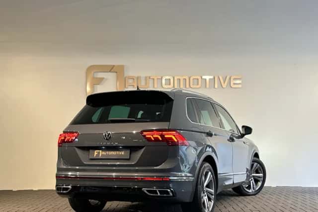 Volkswagen Tiguan (2023) thumbnail 4
