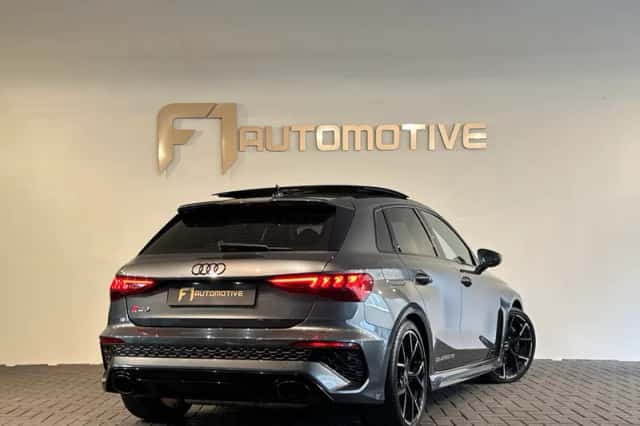 Audi RS 3 (2022) thumbnail 4
