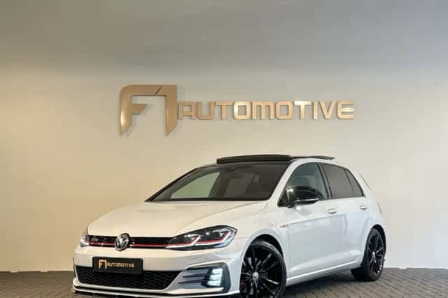 Volkswagen Golf (2017) thumbnail 1