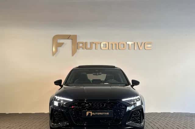 Audi RS 3 (2021) thumbnail 2