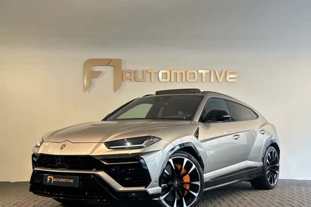 Lamborghini Urus (2022) thumbnail 1