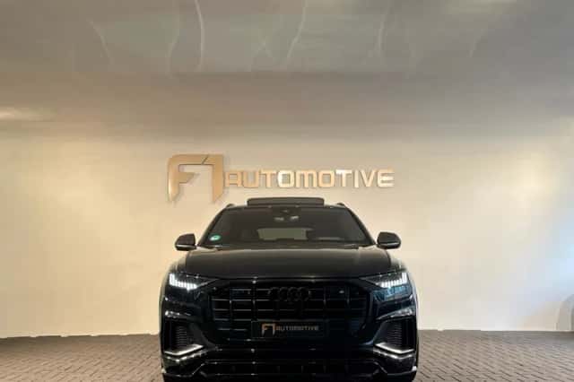 Audi Q8 (2021) thumbnail 2