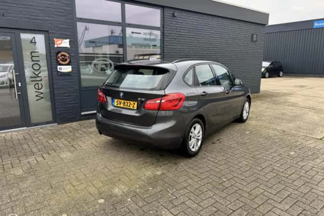 BMW 2-Serie Active Tourer (2015) thumbnail 2
