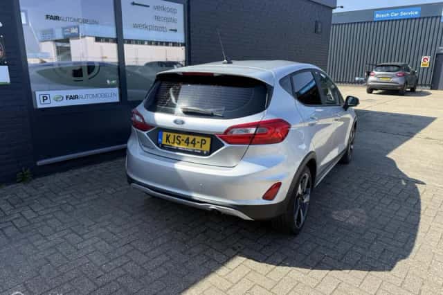 Ford Fiesta (2019) thumbnail 2